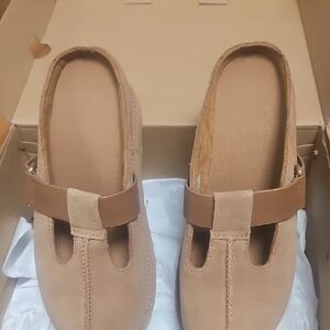 UGG Goldenstar - Tan Slip-On Mules with Soft Suede Finish